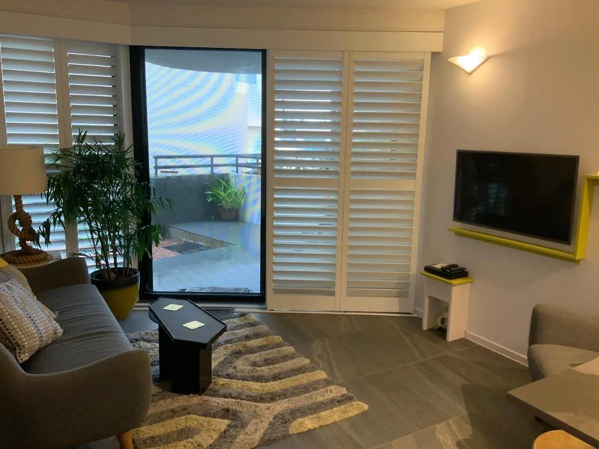 Ocean Courtyard - Beachside Unit Alexandra Headland